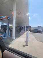 Gulf Gas station Oil & Natural Gas