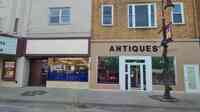 Bev's Antiques And Collectables