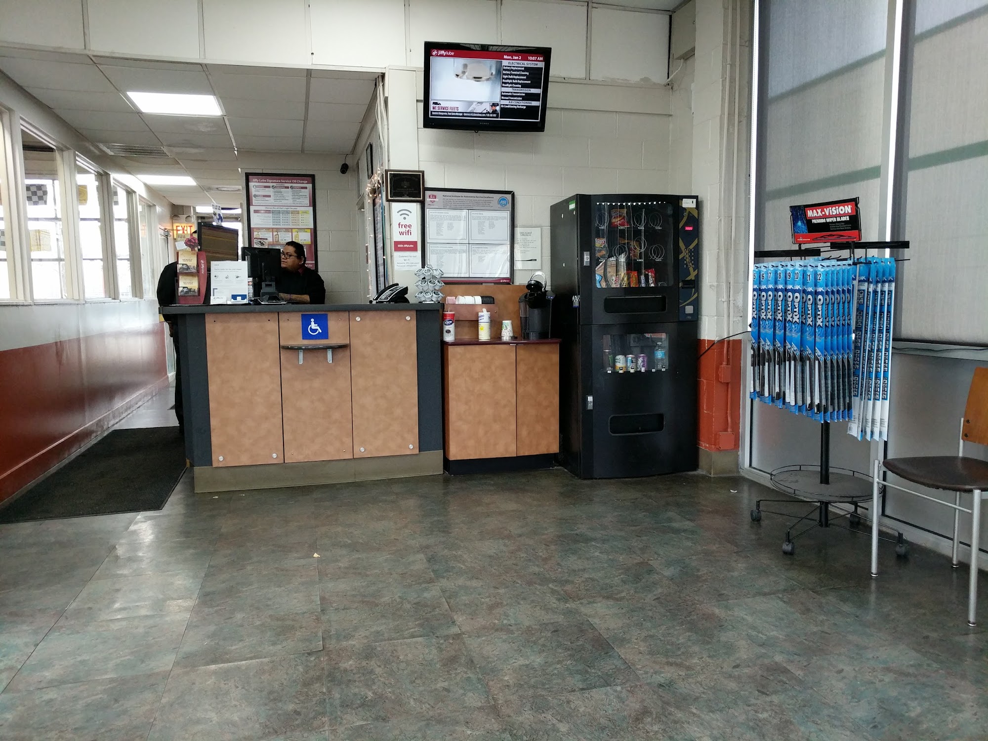 Jiffy Lube in Chicago, IL - Loc8NearMe