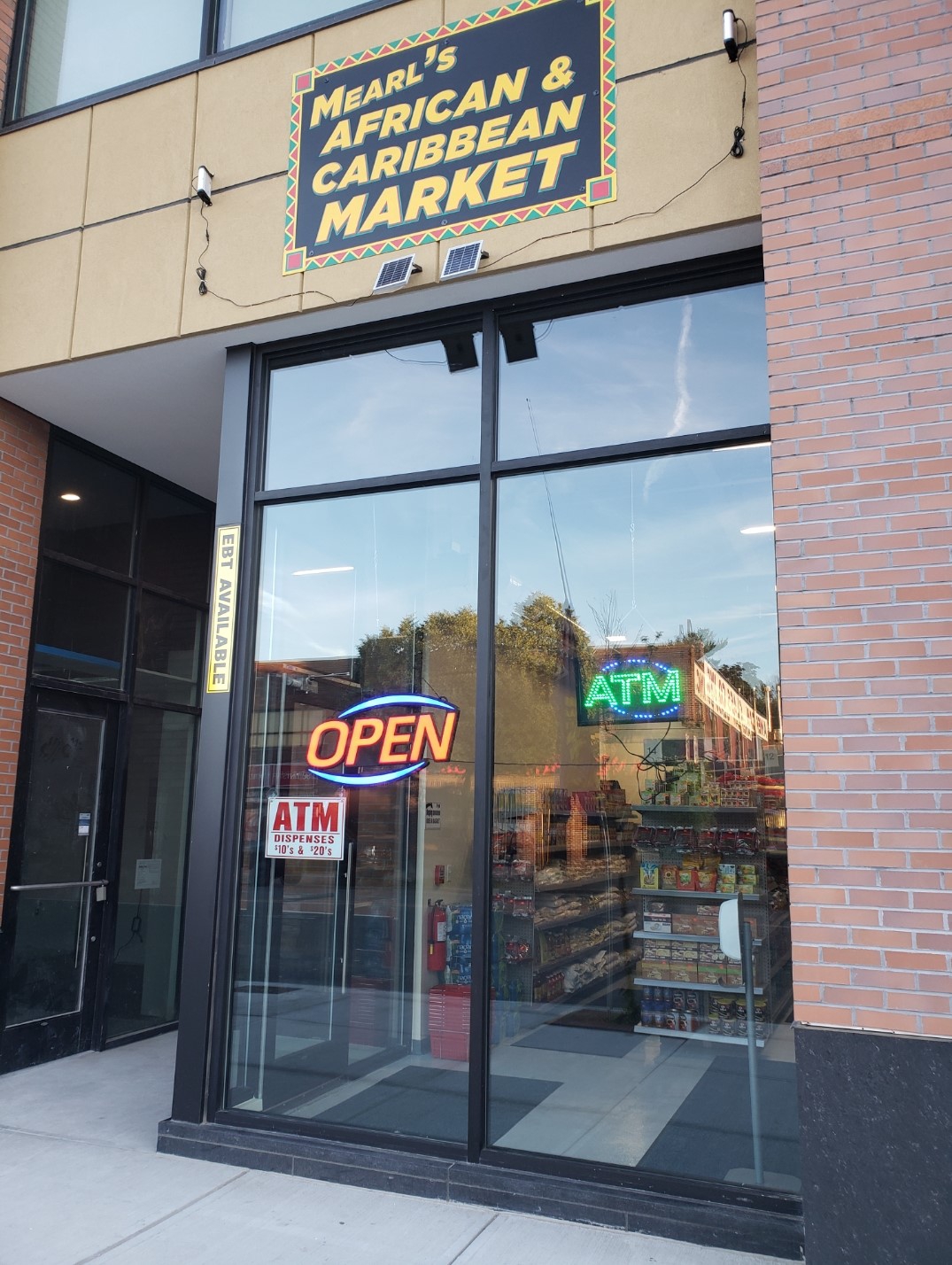 Mearl's African & Caribbean market