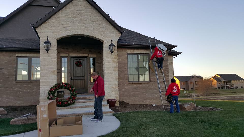 Texas Brite Christmas Lights LLC of Round Rock - Residential and Commercial Installation