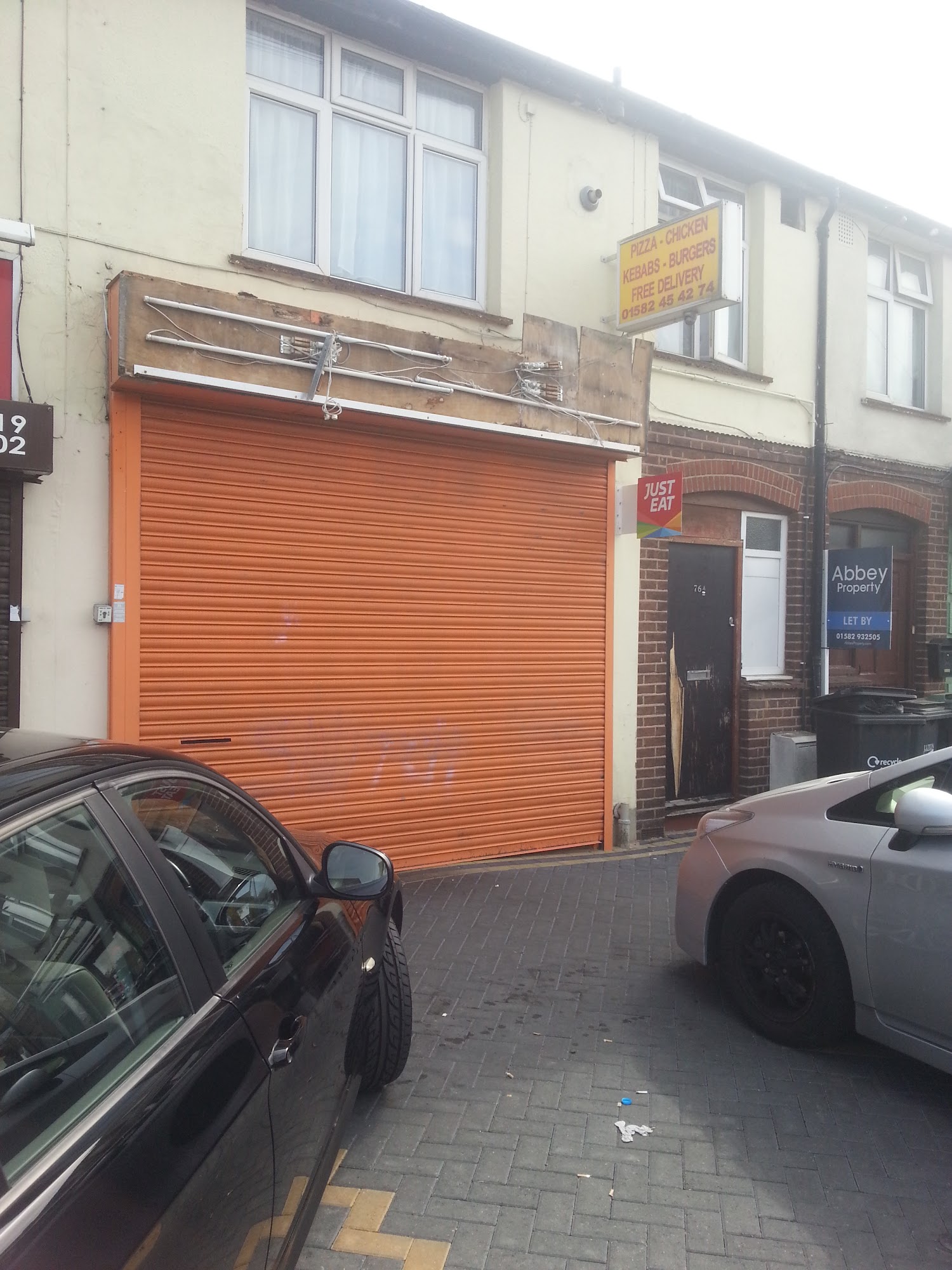 Xpress Pizza & Grill (Luton)