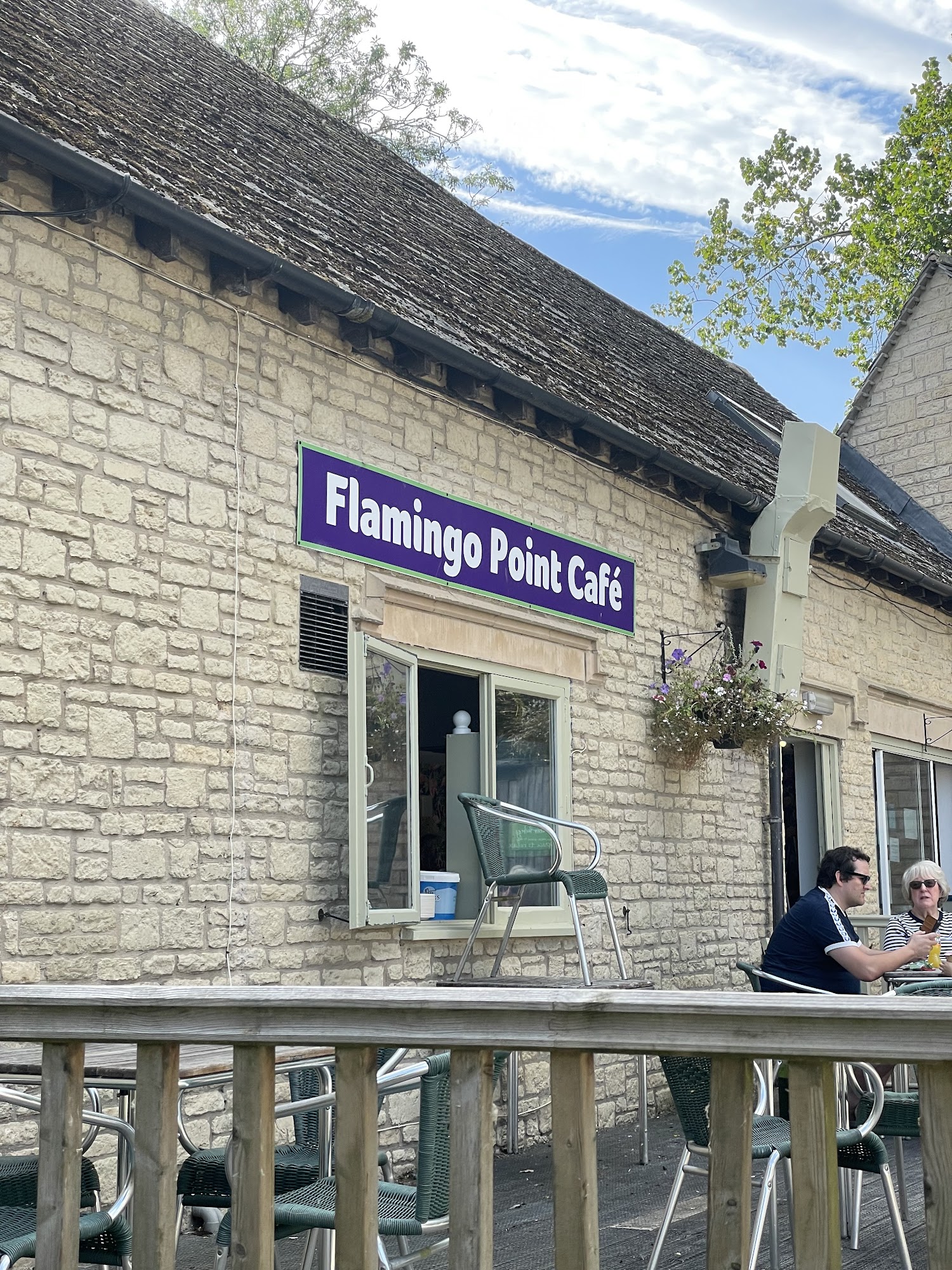 Flamingo point cafe