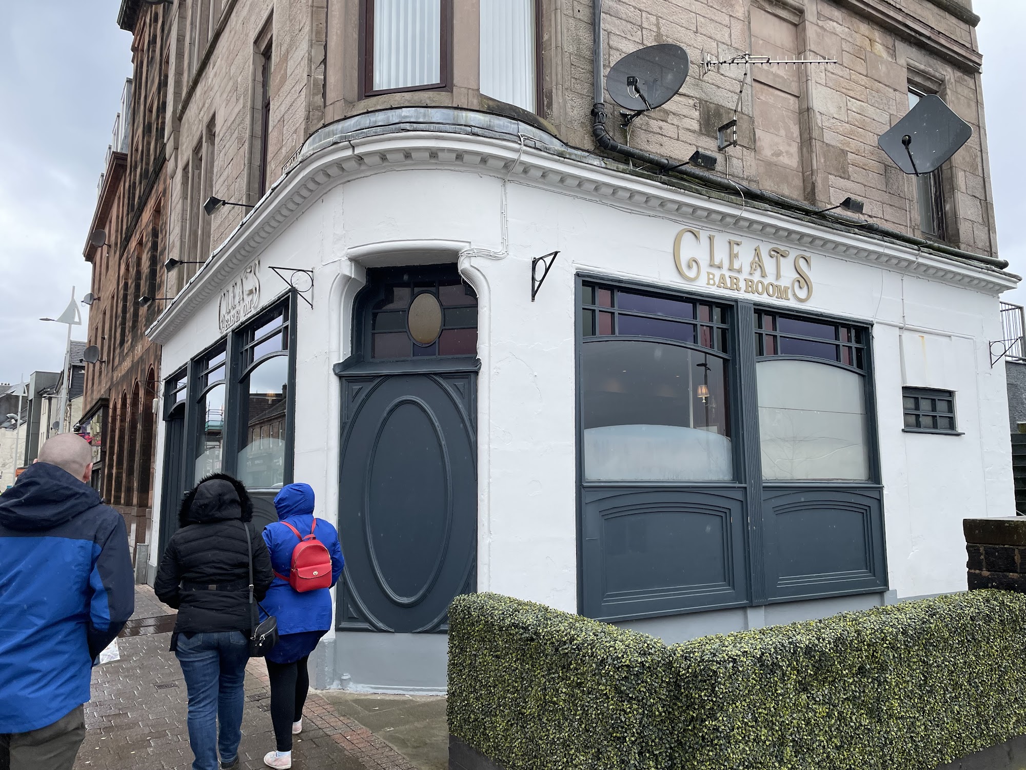 Cleats Bar