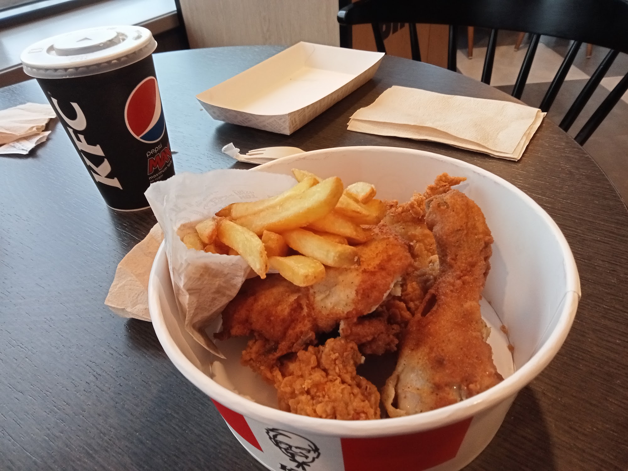 KFC Kirkcaldy - Central Retail Park