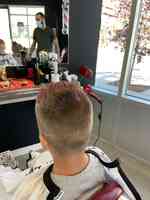 King of fadez Cochrane barber shop