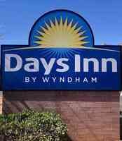 Days Inn by Wyndham Globe