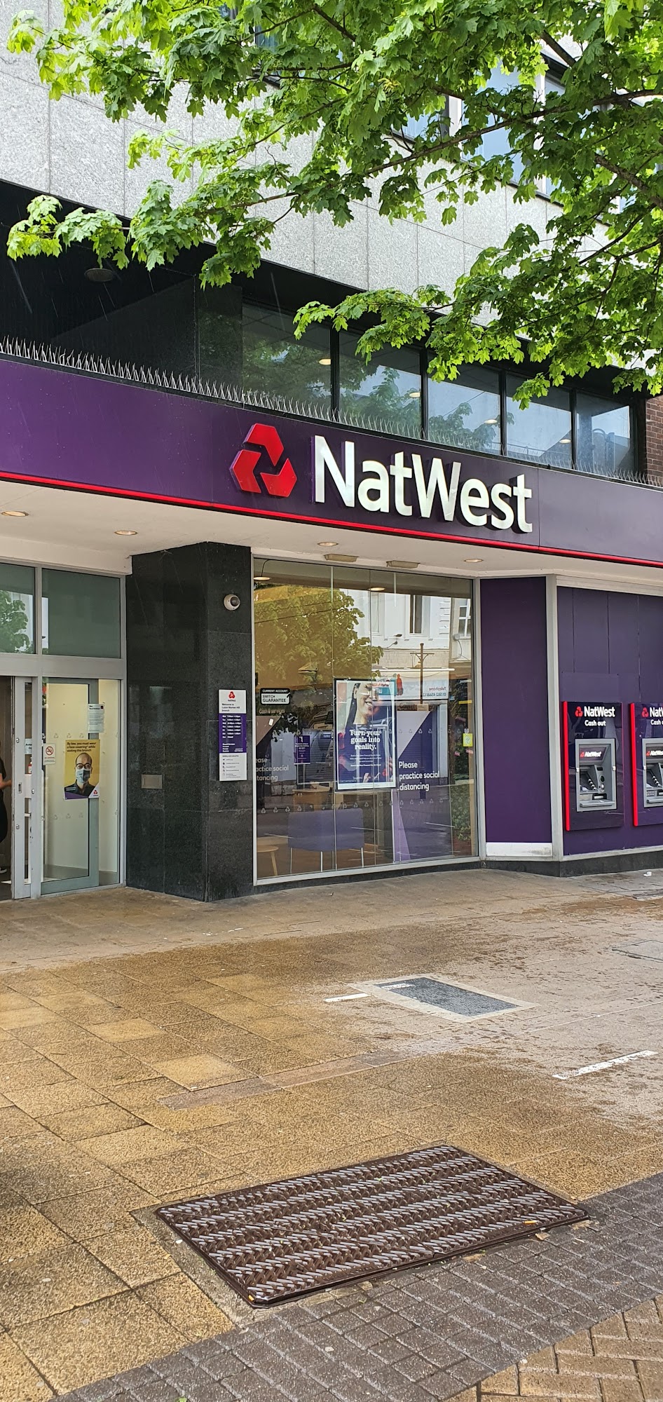 NatWest Luton Market Hill