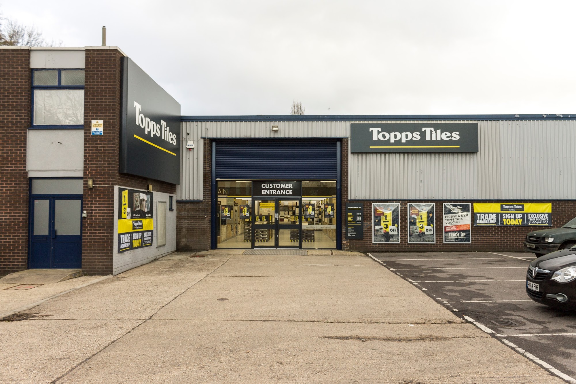 Topps Tiles Wokingham