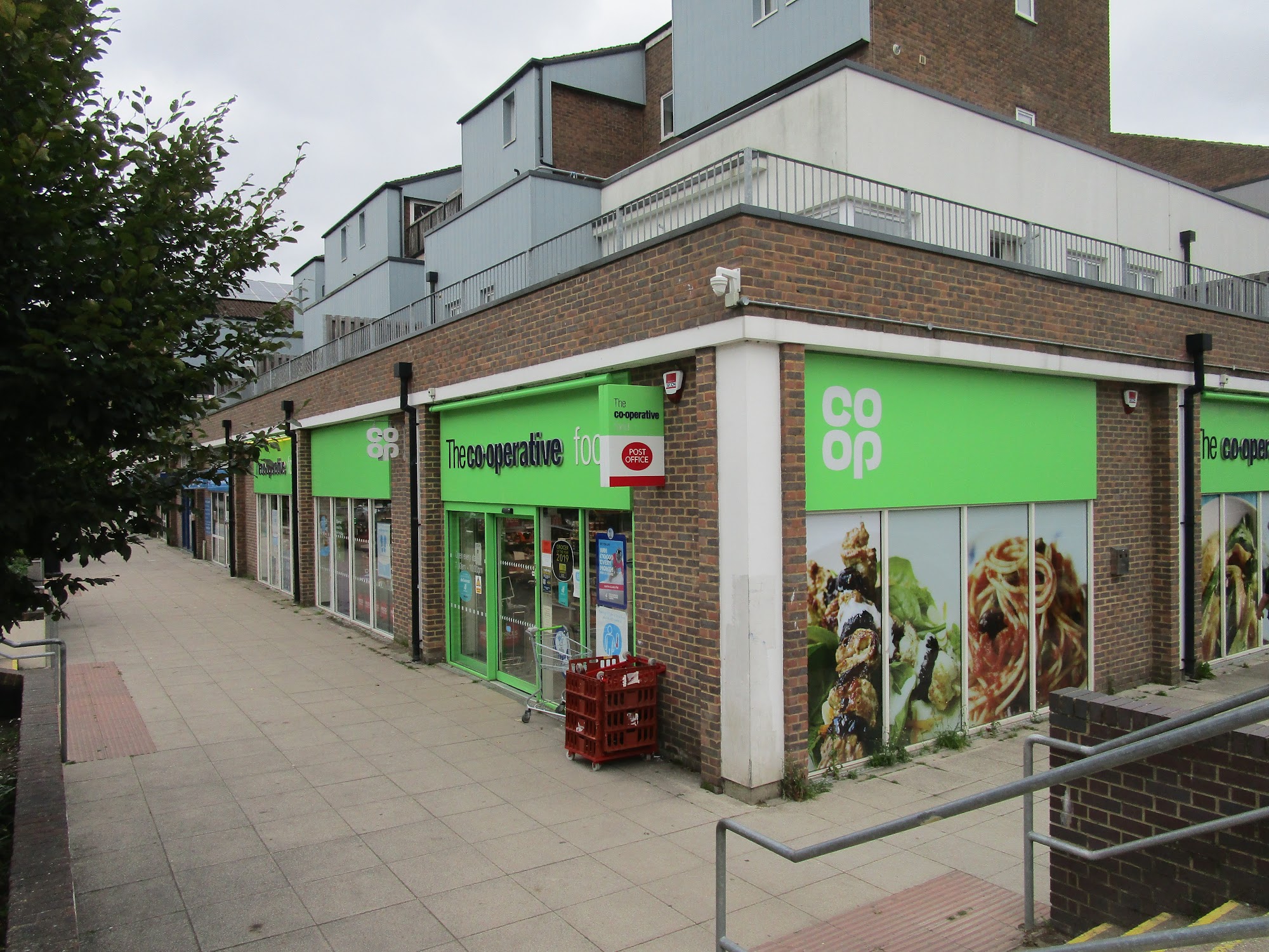 Co-op Food - Aylesbury - Walton Court