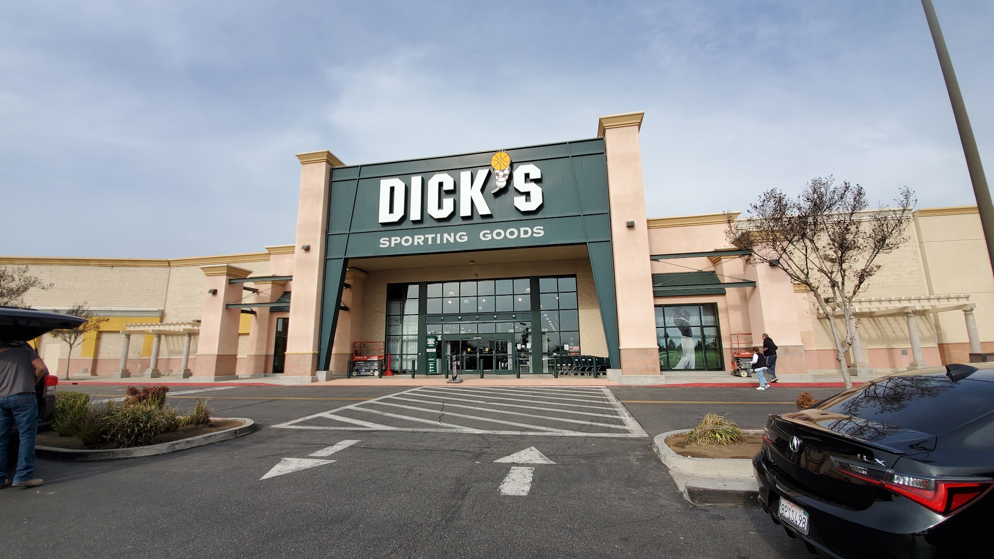 DICK'S SPORTING GOODS 9300 Rosedale Hwy, Bakersfield CA Hours