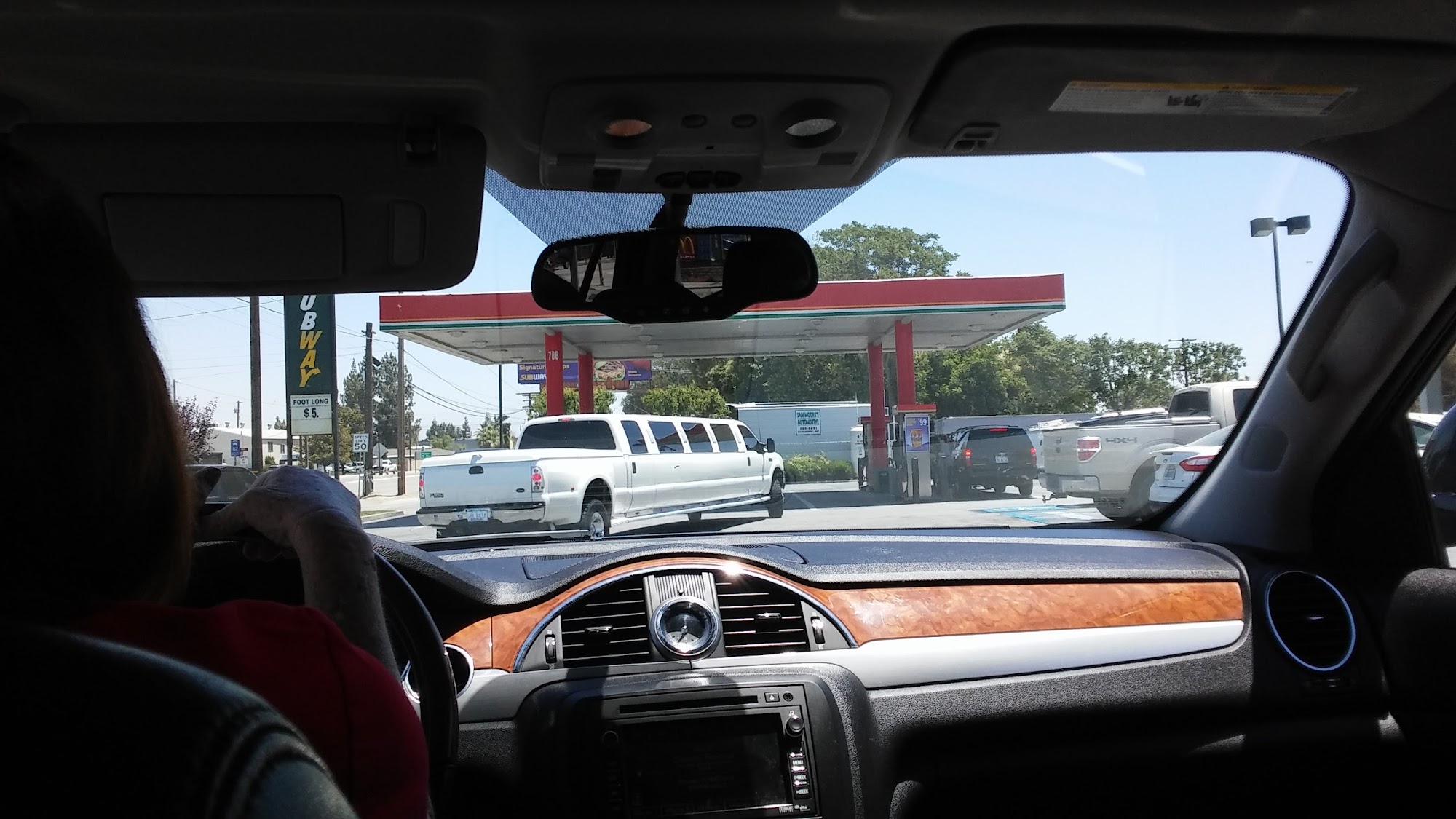 Roadrunner Pilot Car Services