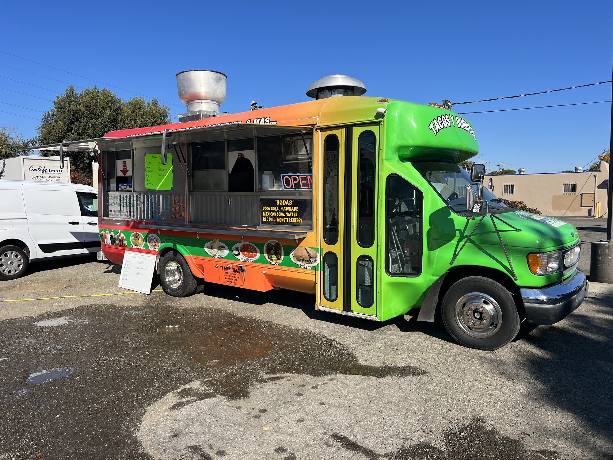 Pupusas Tipicas El Chino