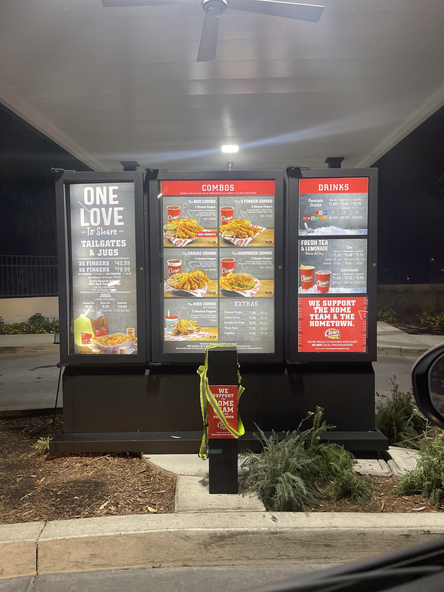 Raising Cane's Chicken Fingers Menu