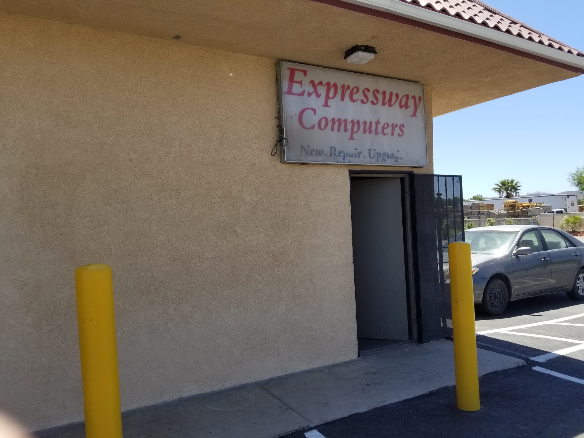 Expressway Computers