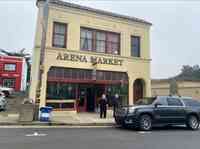 Arena Market & Cafe