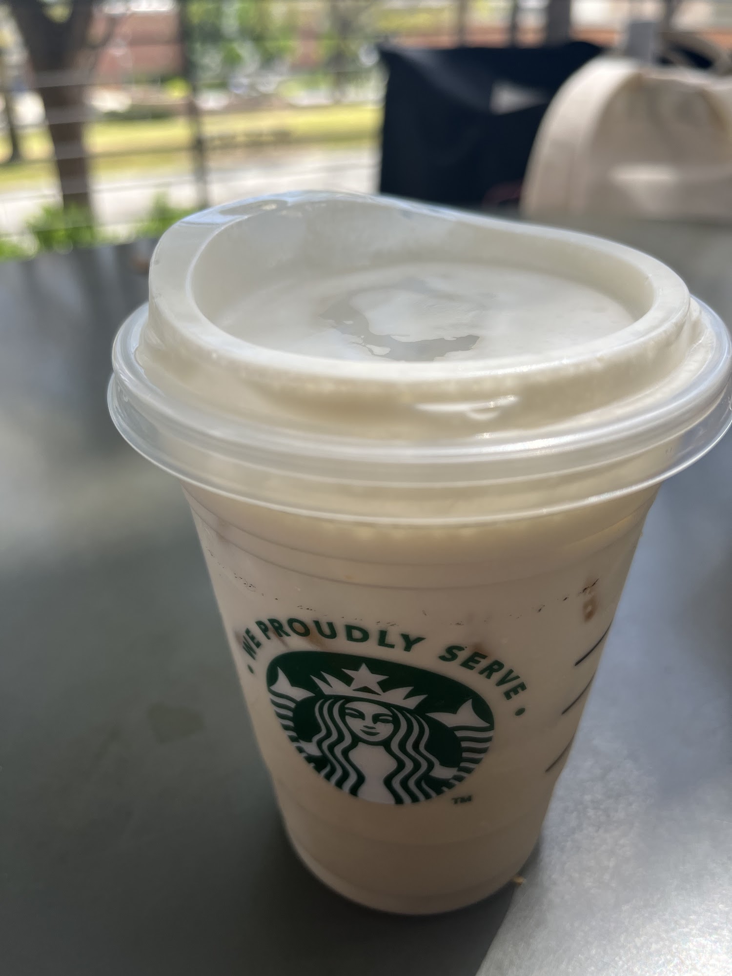 8 - Common Grounds - Starbucks