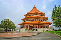 Fo Guang Shan Buddhist Memorial Complex (Rose Hills)