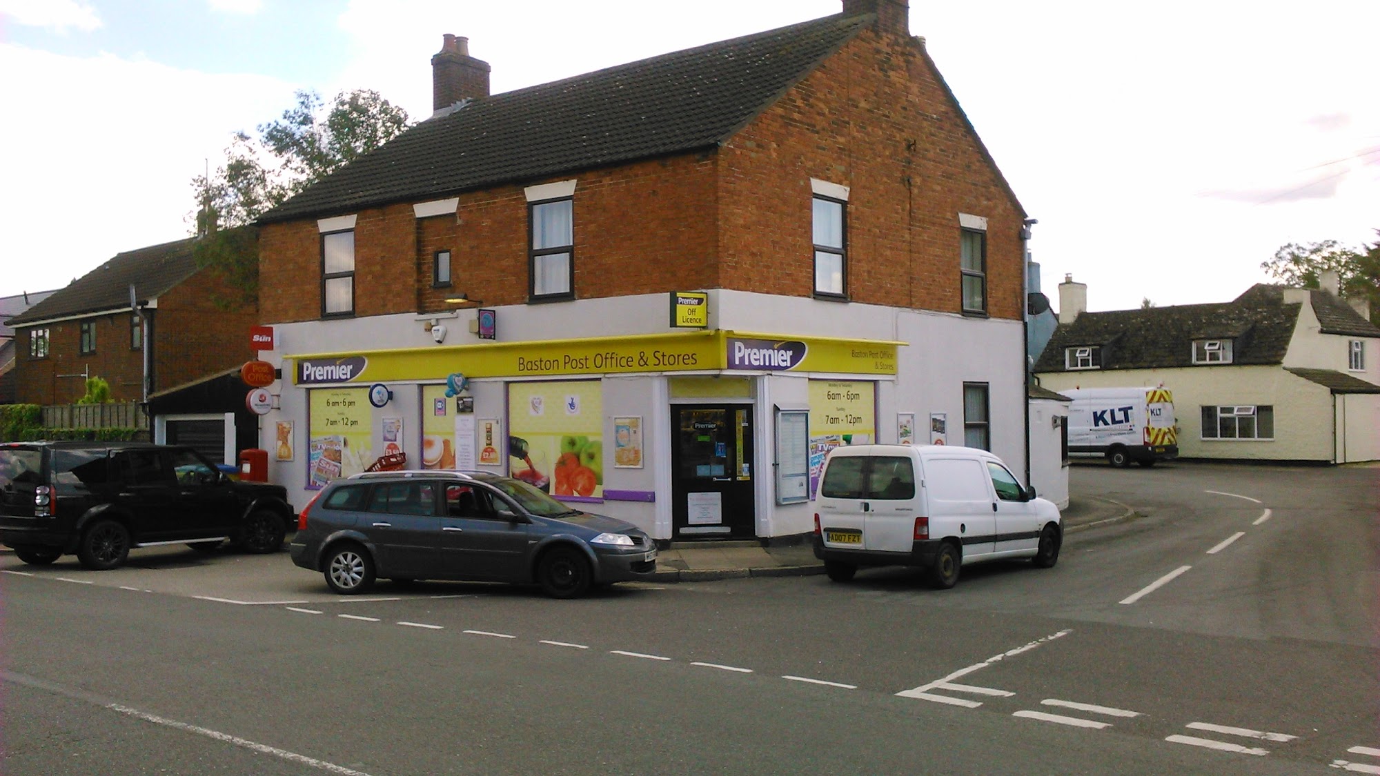 Main street peterbrough Post Office