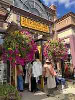 Marigold's Farmhouse Funk & Junk