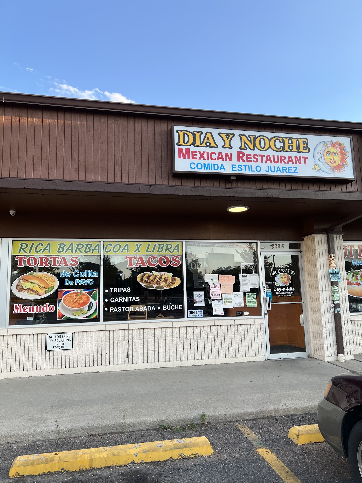 DIA Y Noche Cafe Menu