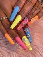 Lolis Nails Llc