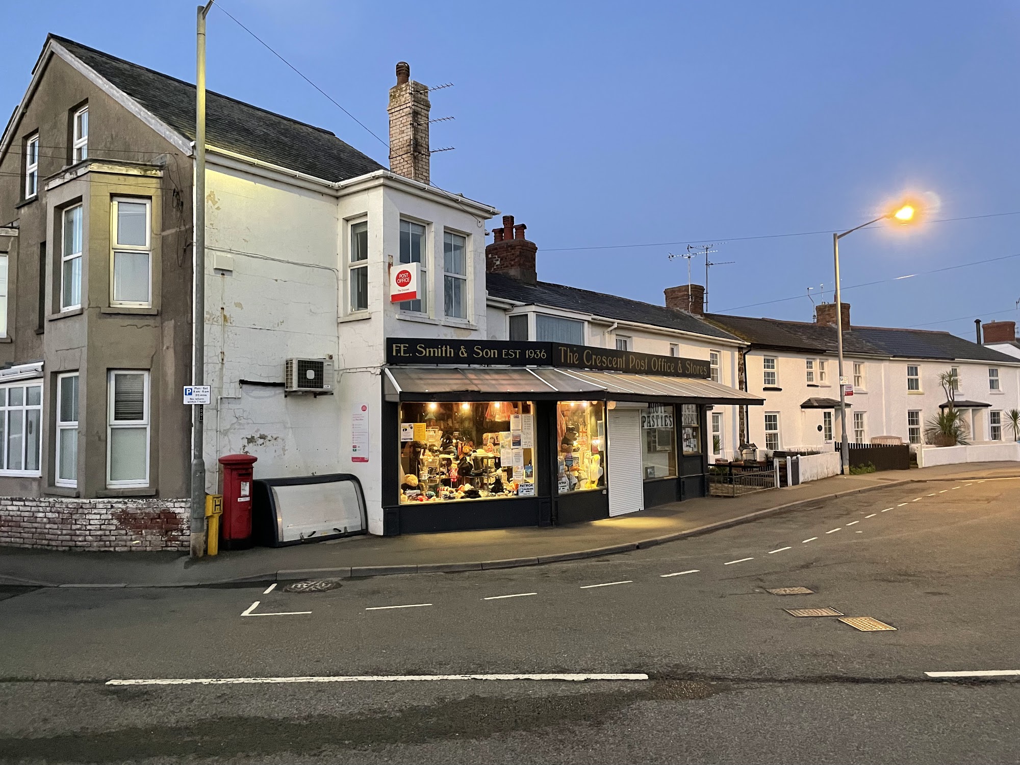 The Crescent Post Office