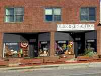 Olde Red Saltbox