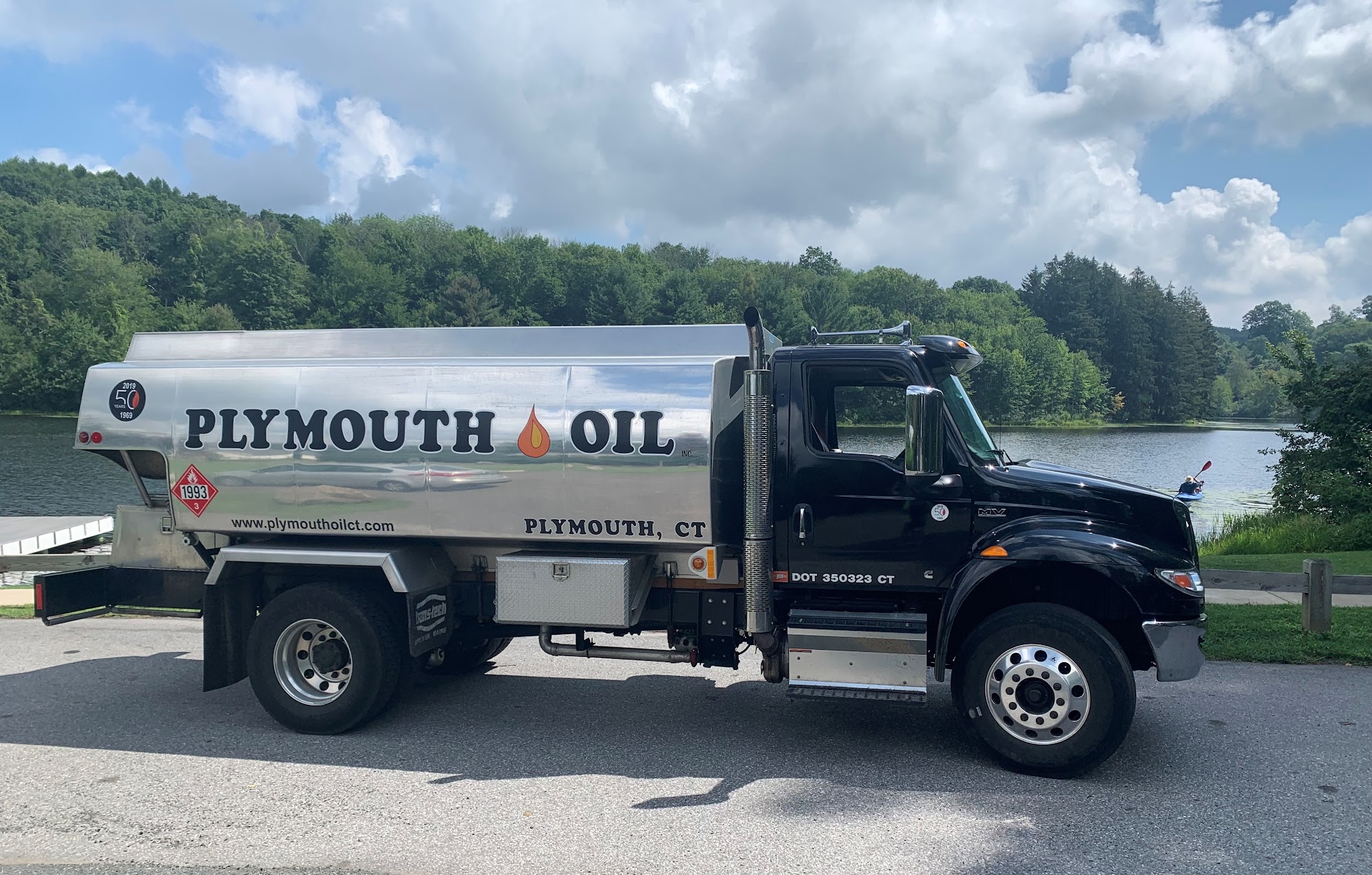 Plymouth Oil Services Inc 25 Burr Rd, Plymouth Connecticut 06782