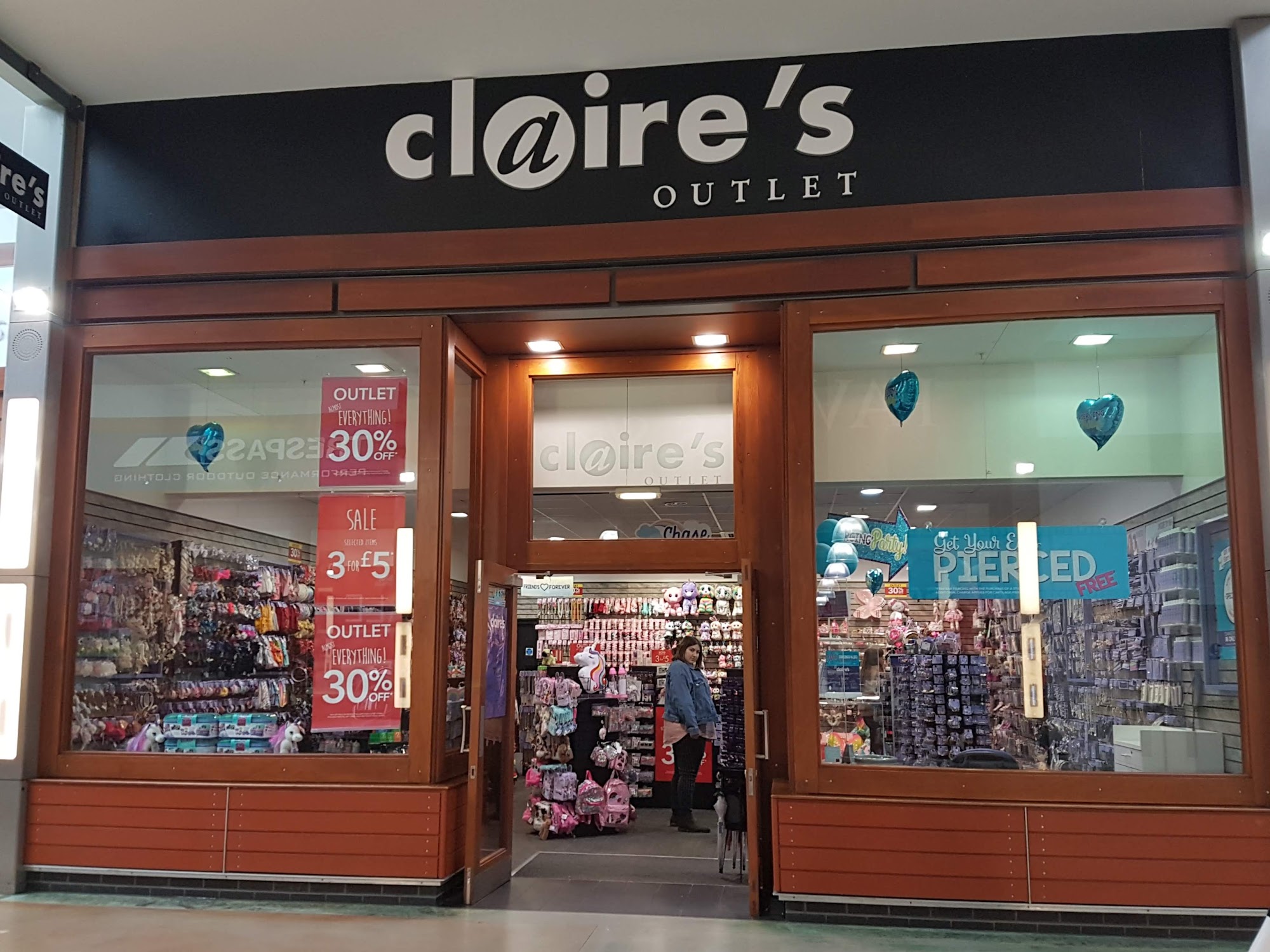 Claire's