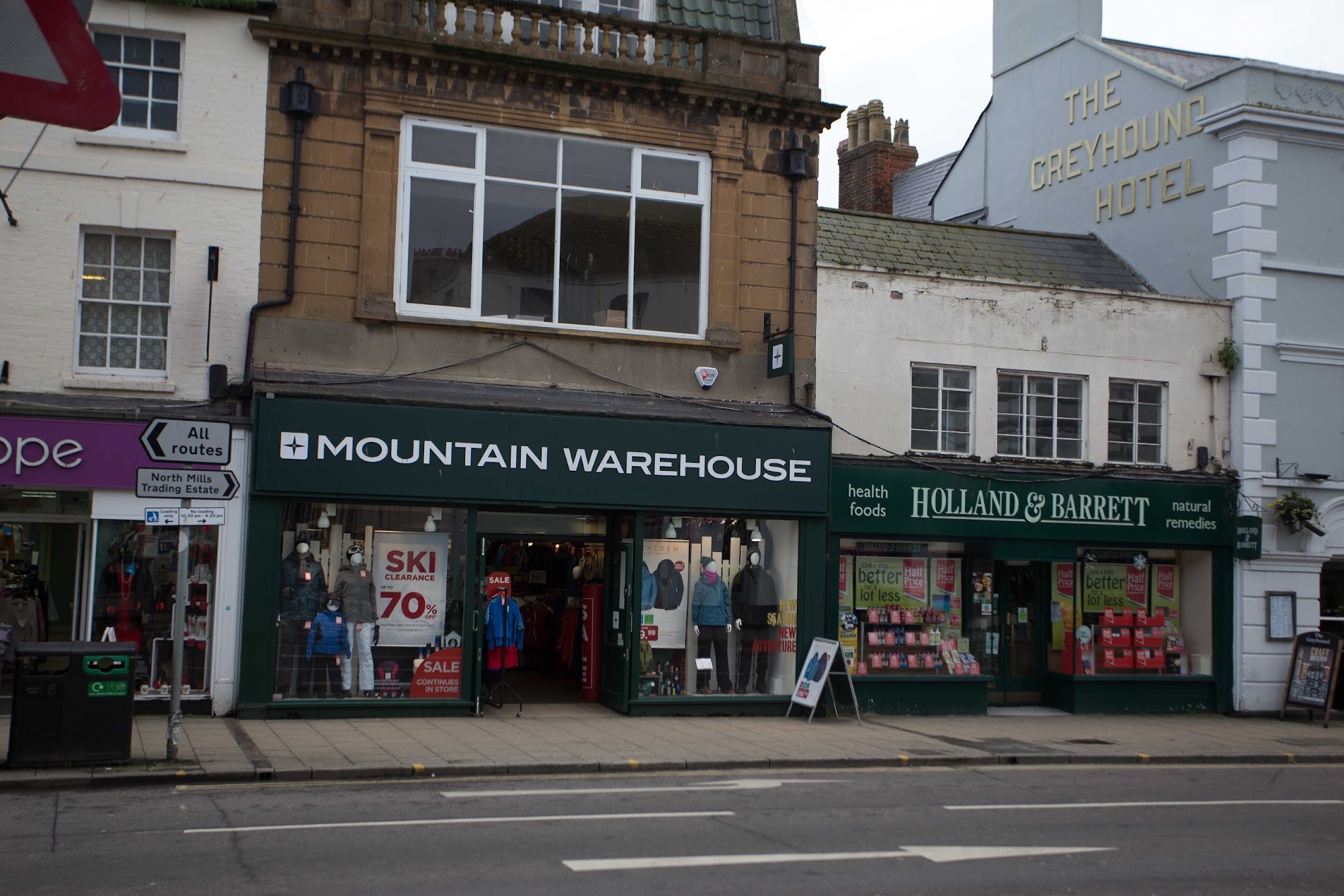 Mountain Warehouse Bridport