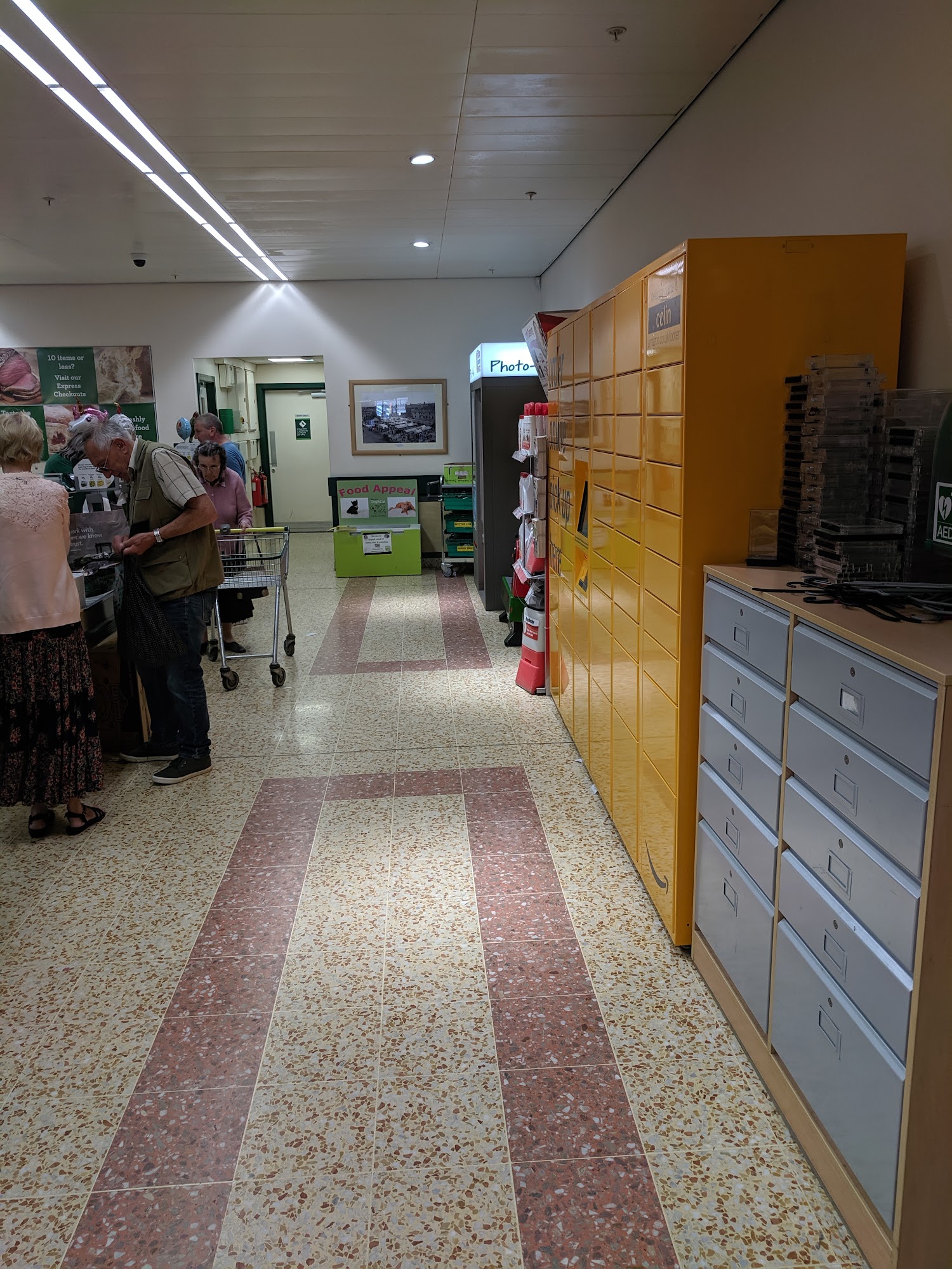 Amazon Locker - Colin