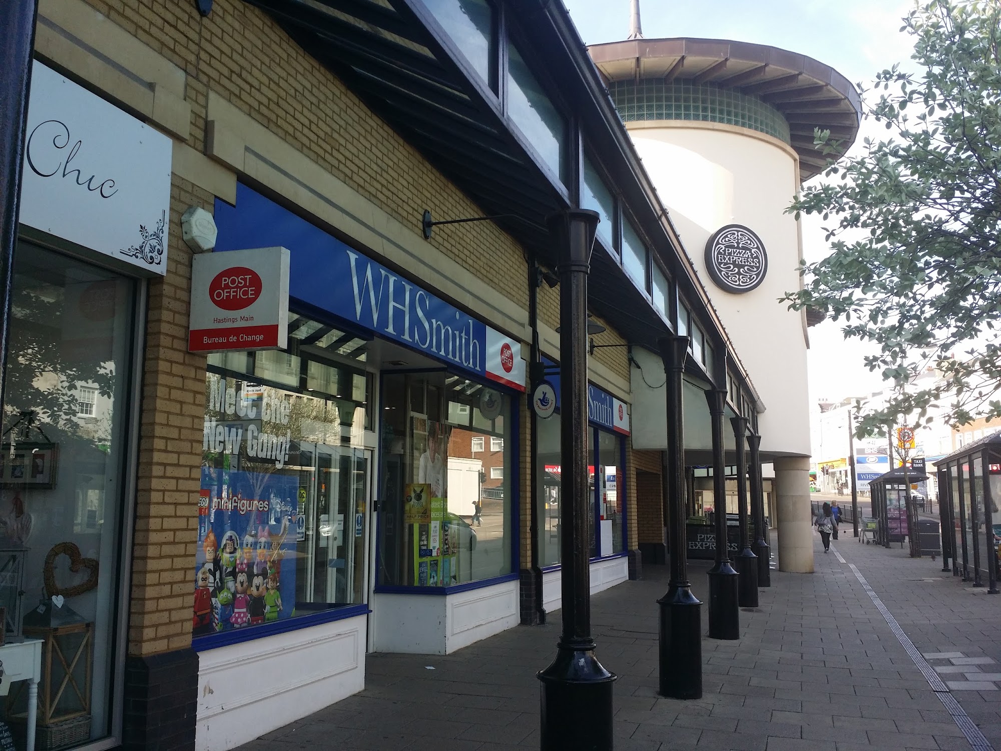 Post Office - Within WH Smith's