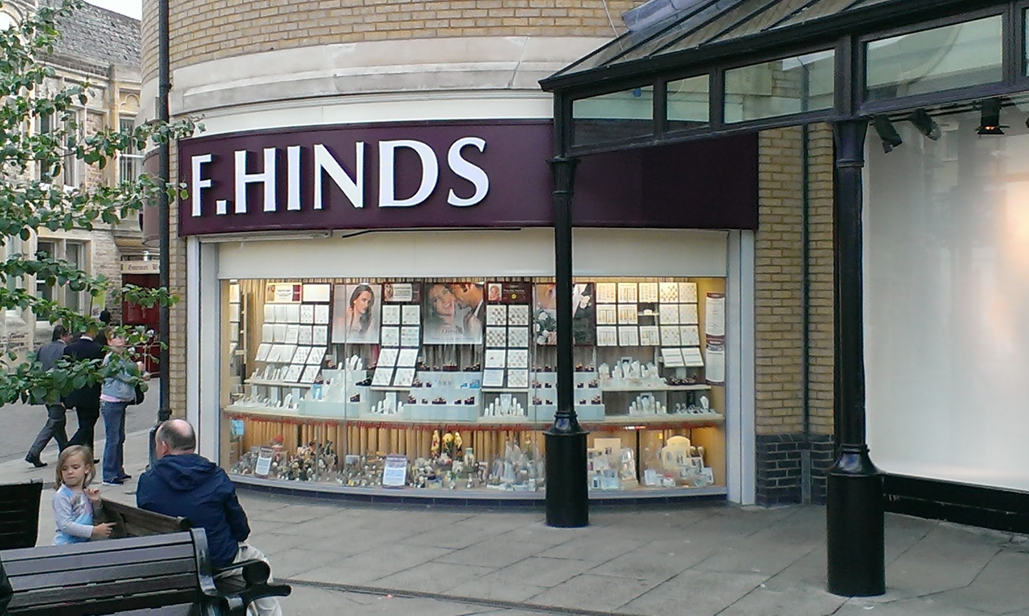 F.Hinds the Jewellers