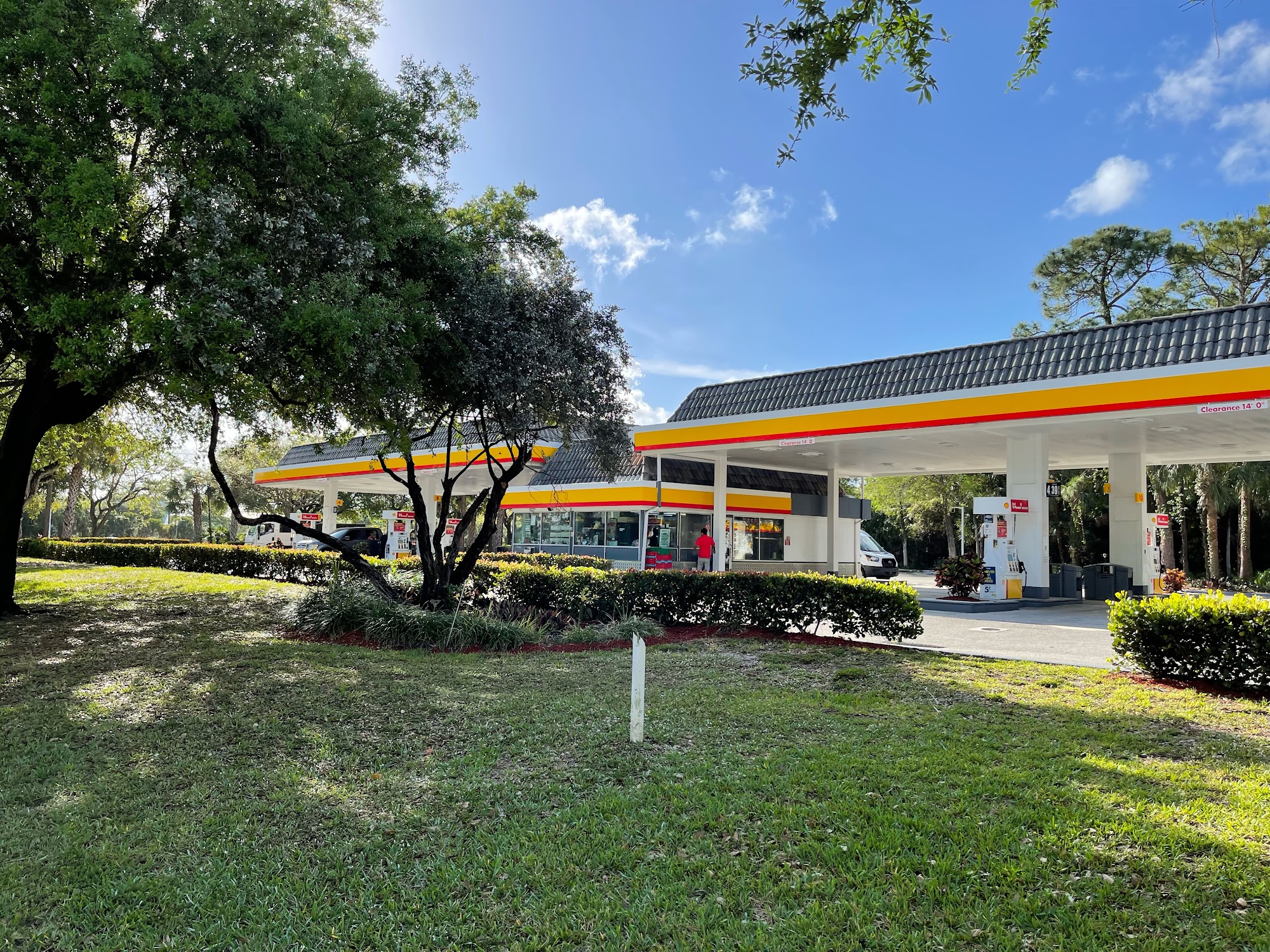 Bitcoin ATM Coral Springs - Coinhub 8150 W Sample Rd, Coral Springs