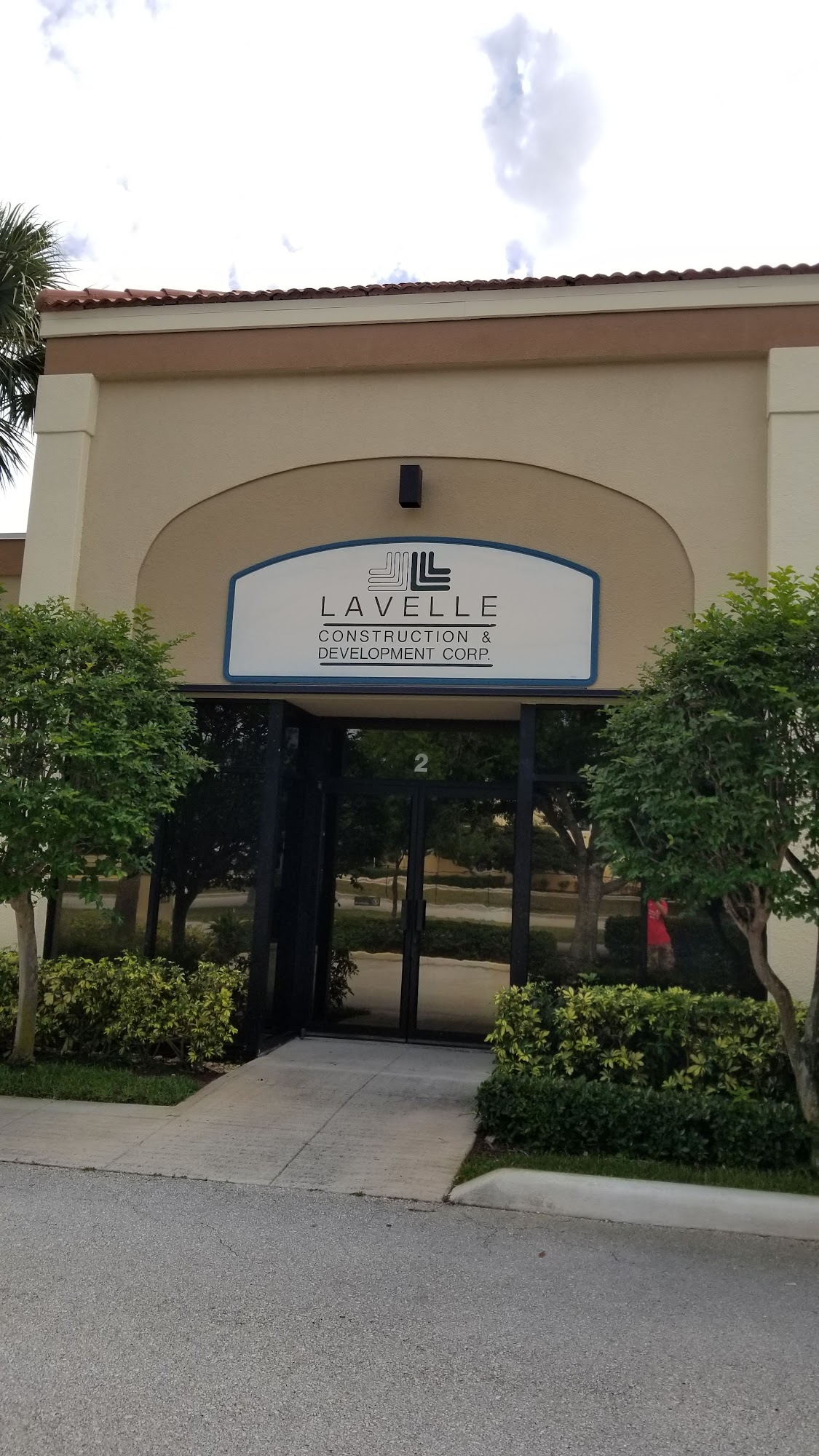 Lavelle Construction