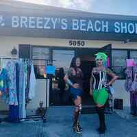 Breezy's Beach Shop