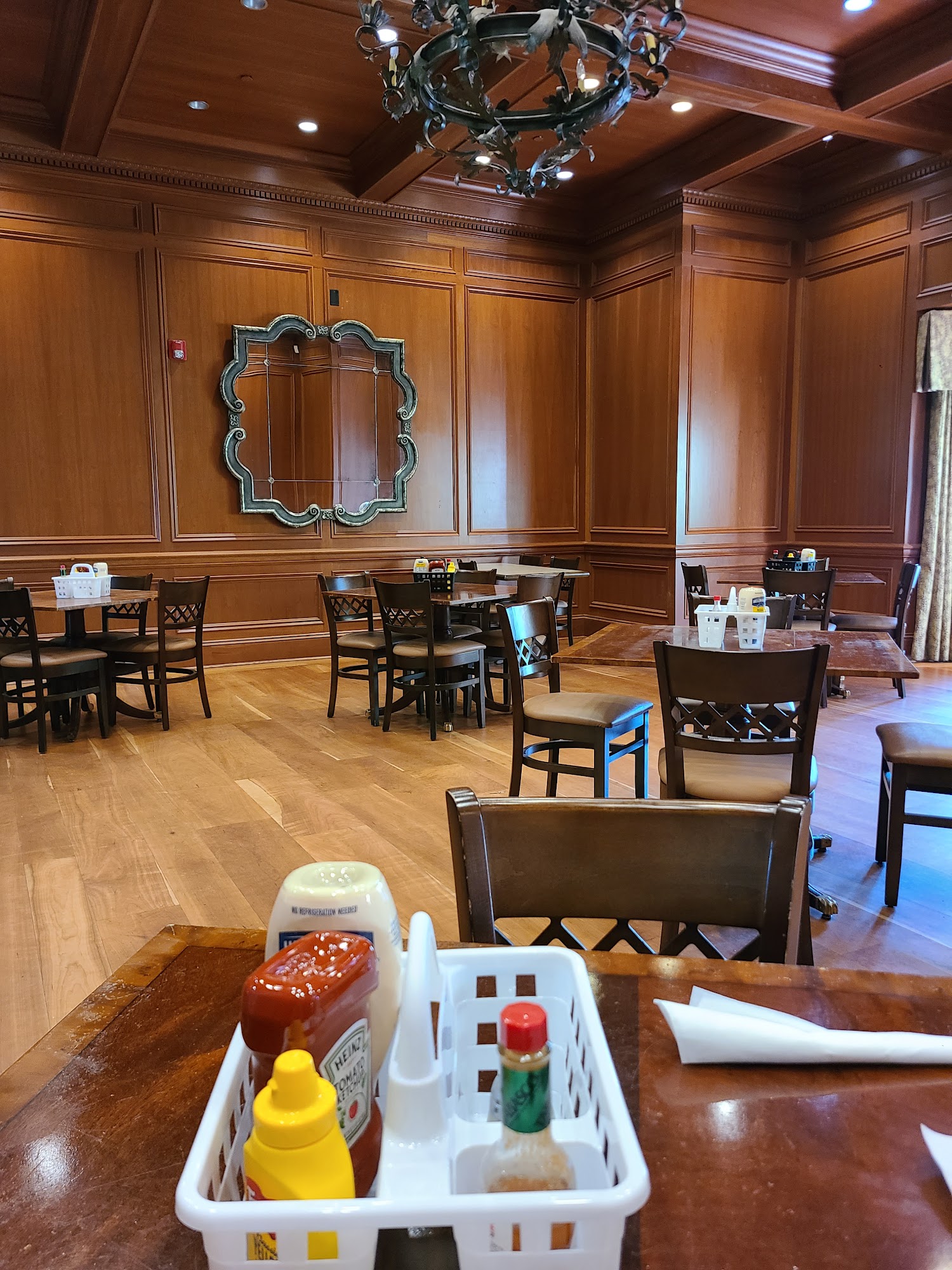 Summer Grove Clubhouse Dining Room