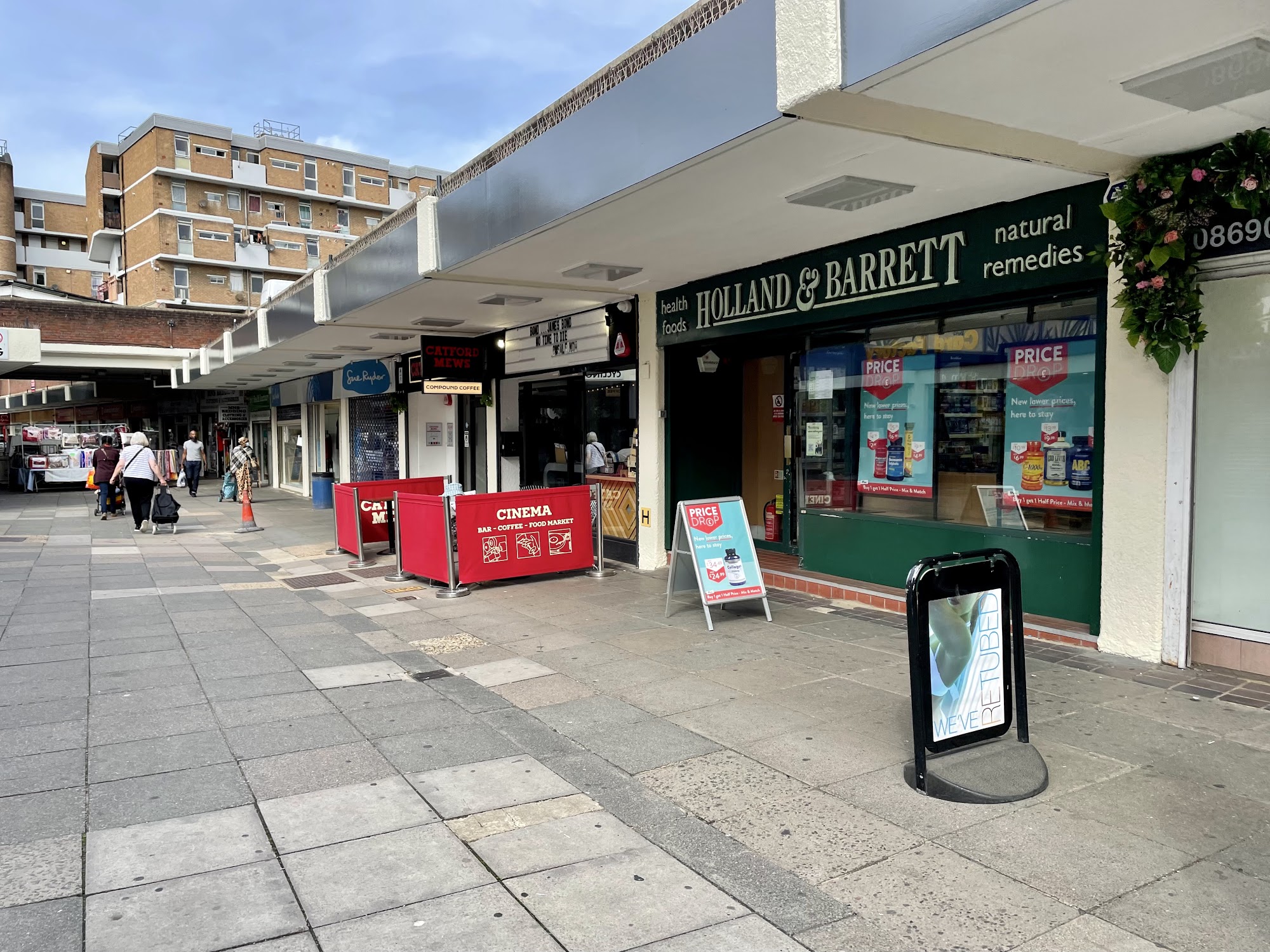 Holland & Barrett - Catford