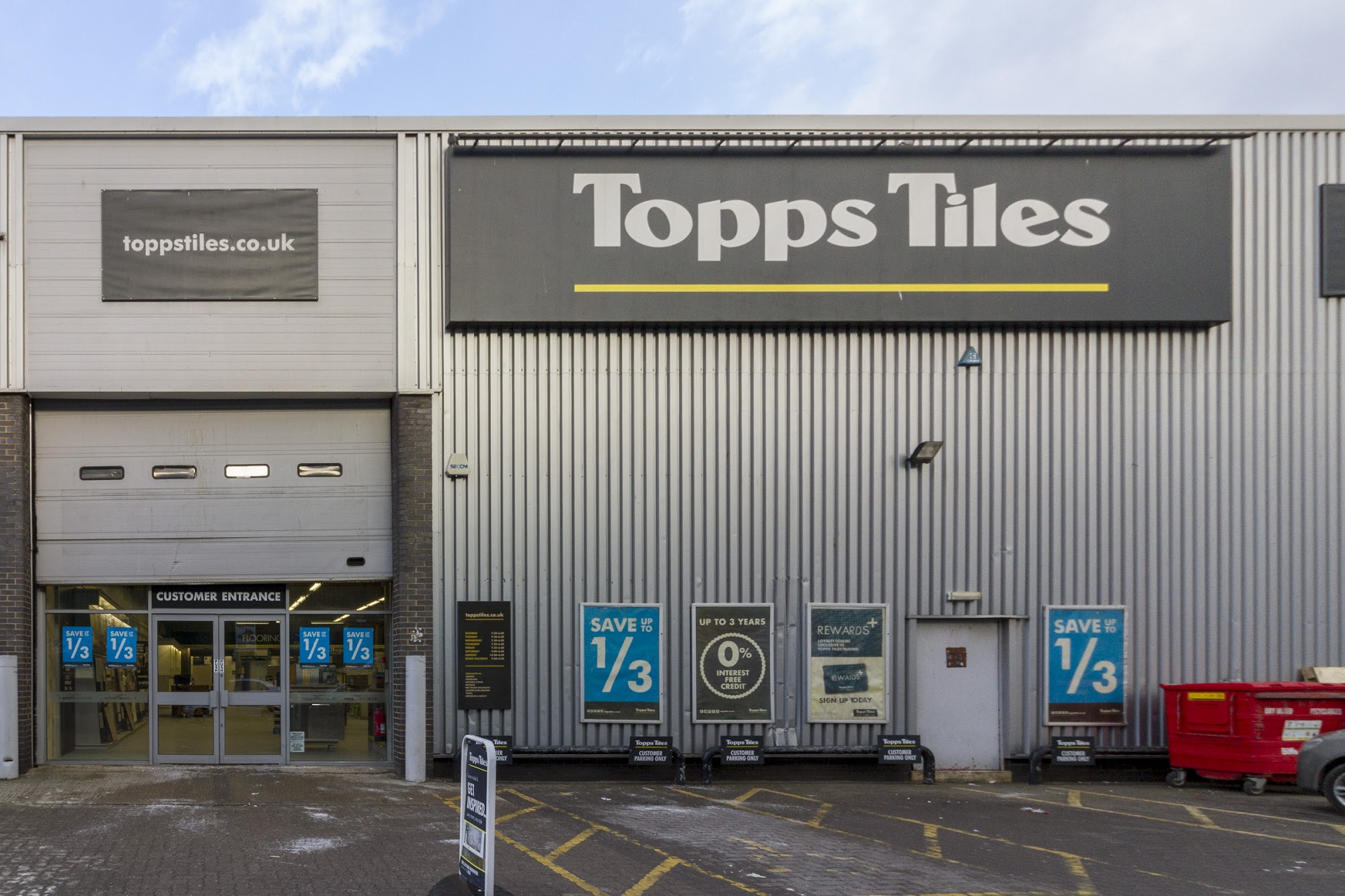 Topps Tiles Staples Corner - SUPERSTORE