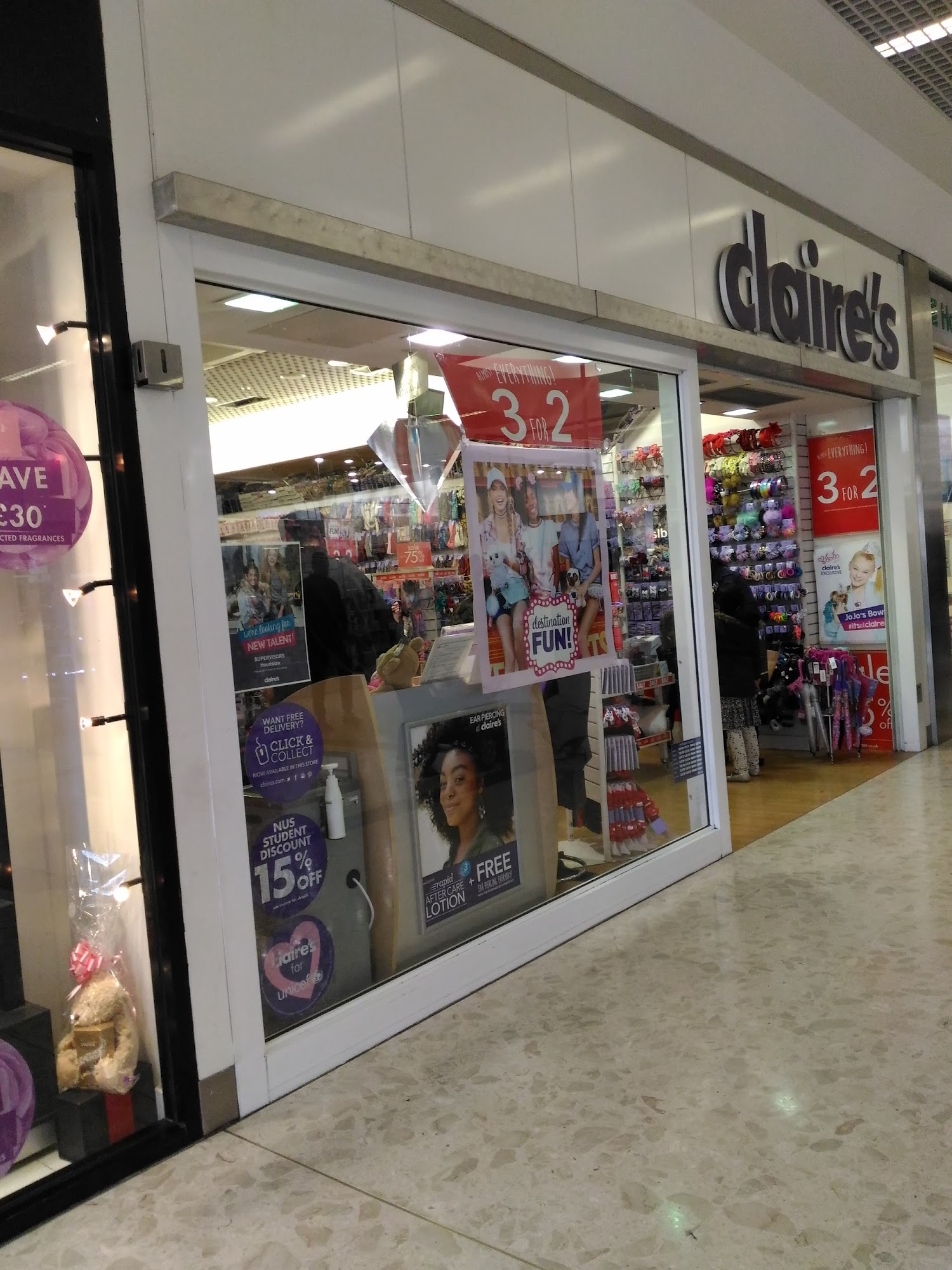 Claire's