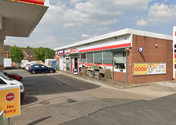 SPAR Corner Garage Leigh