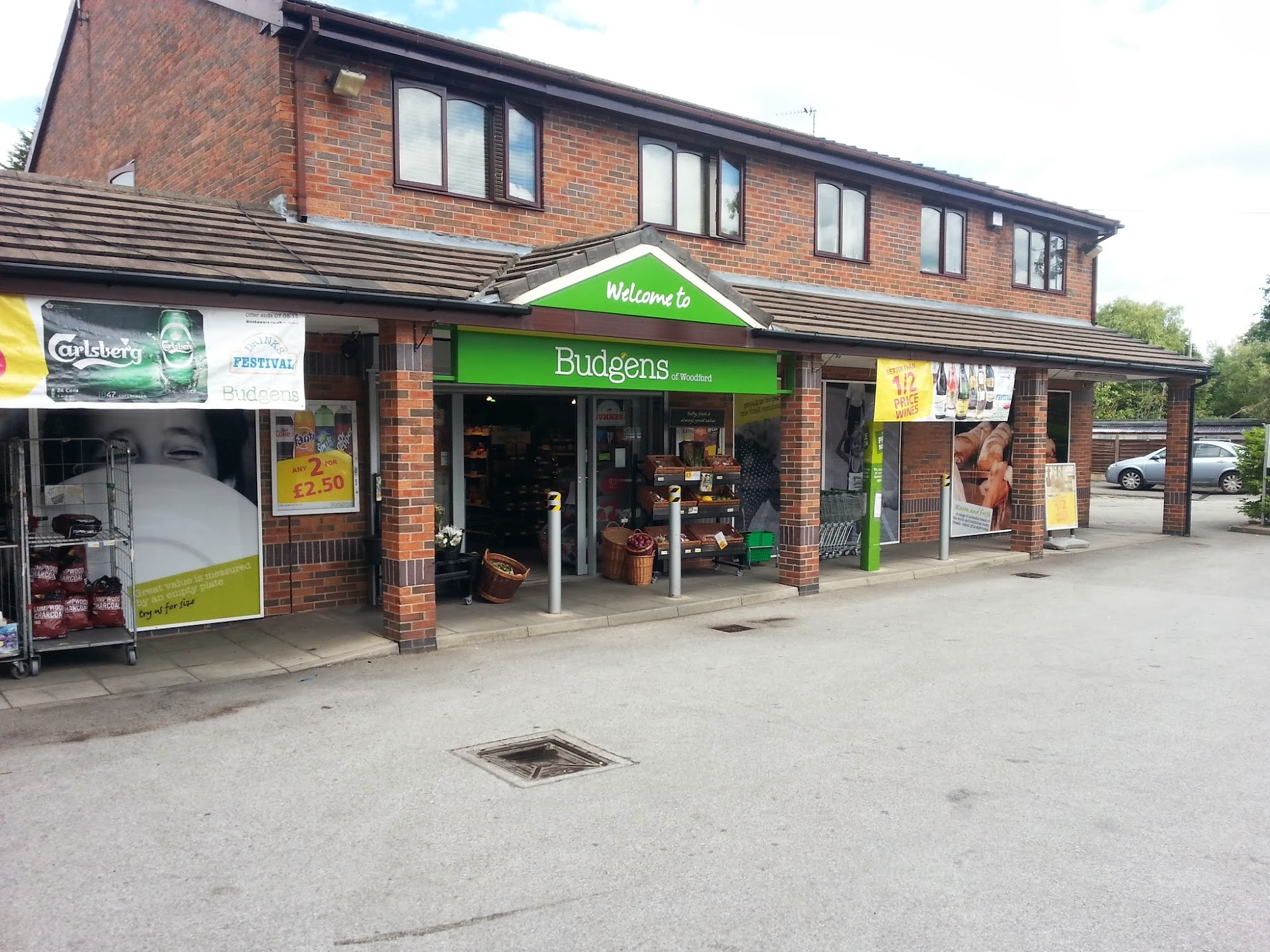 Budgens in Woodford