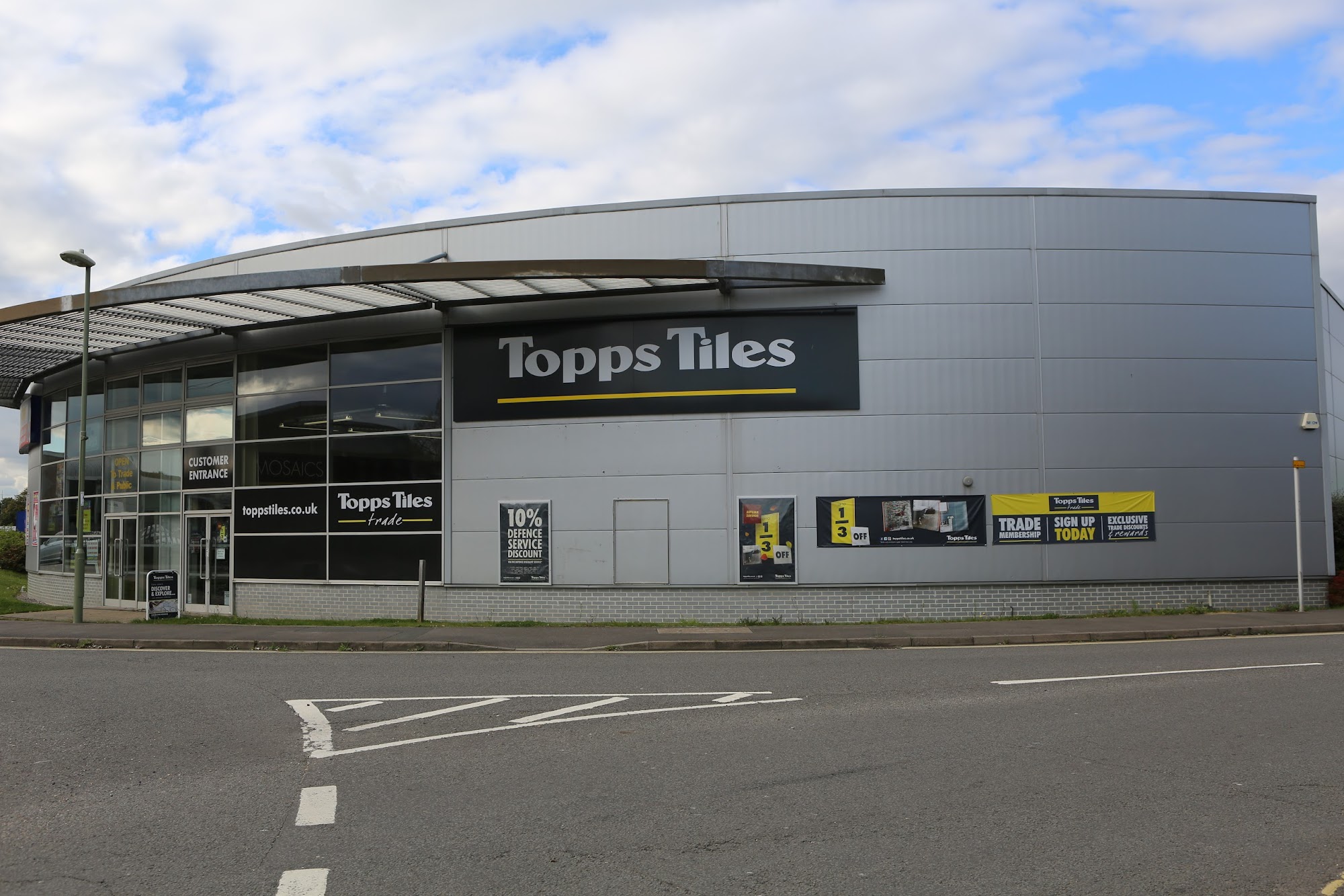 Topps Tiles Fareham