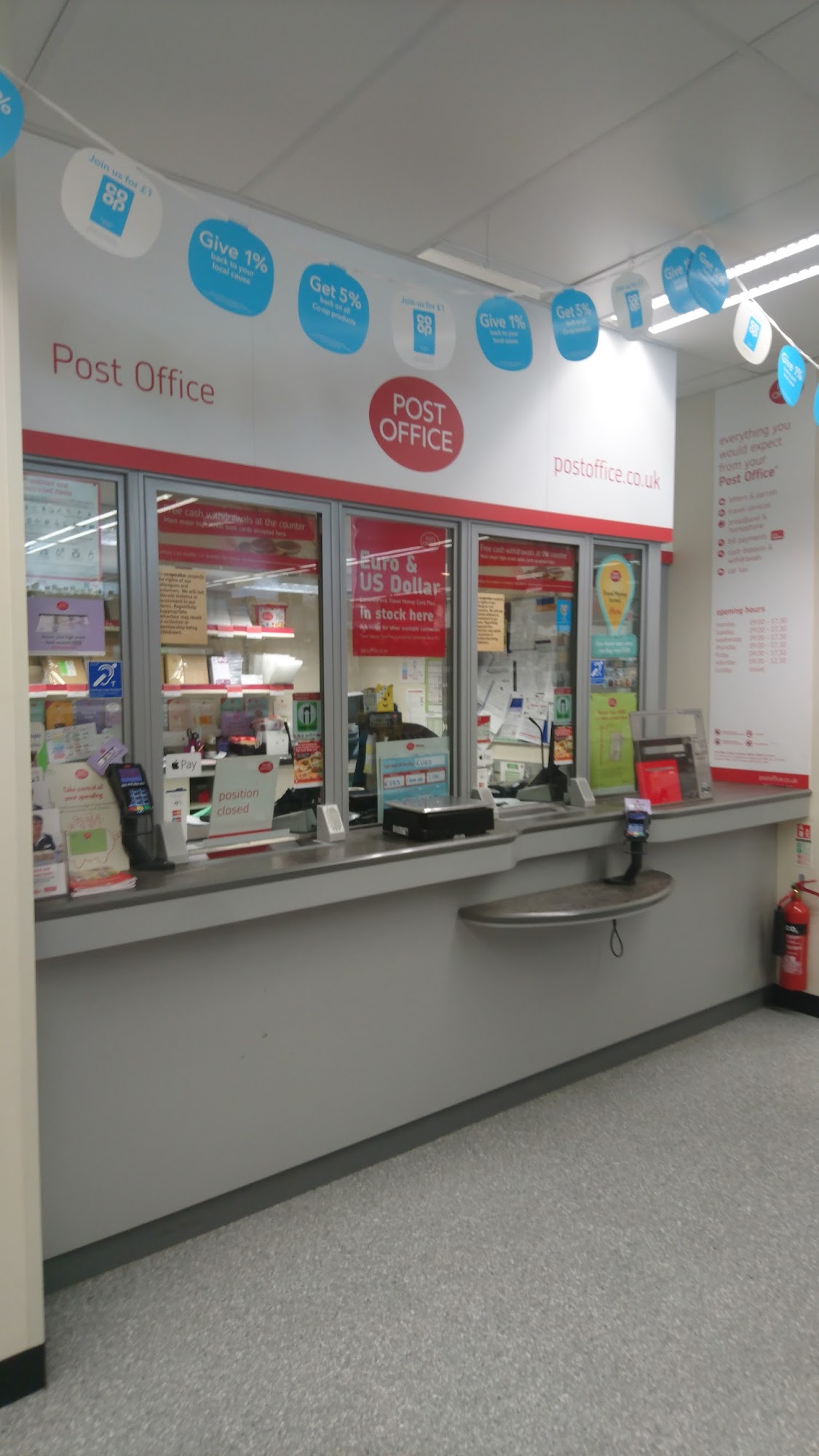 Hinkler Road Post Office