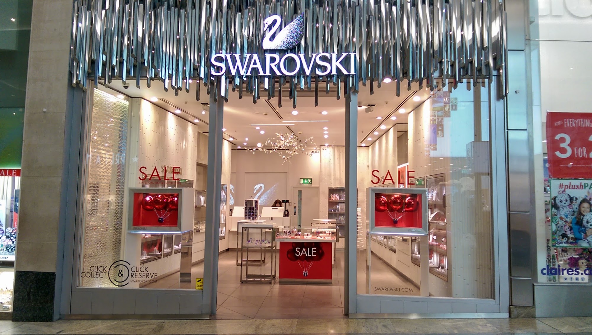 SWAROVSKI