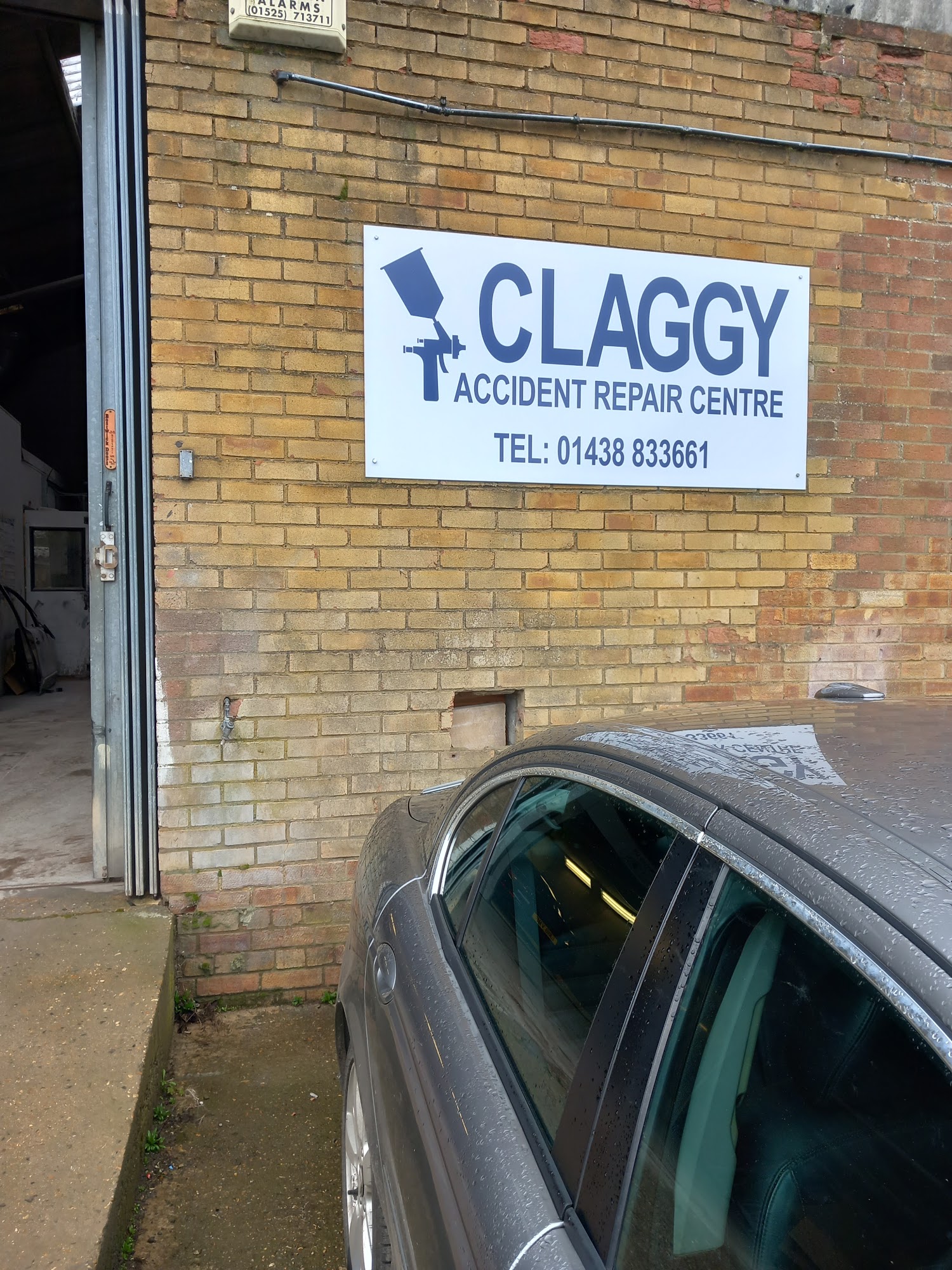 Claggy accident repair centre