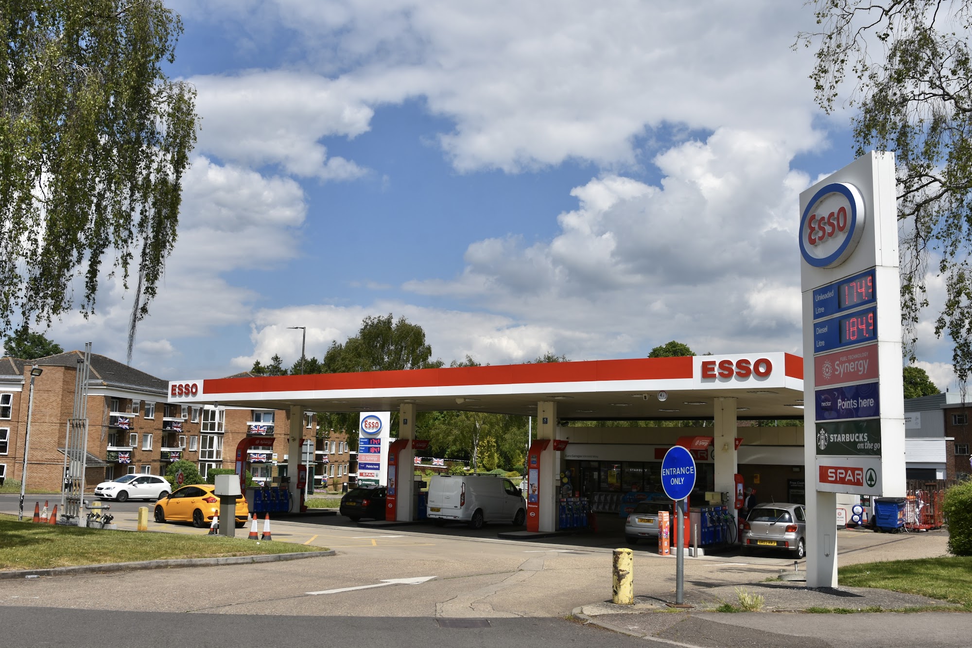 ESSO EG ICKNIELD WAY