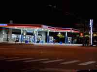 Yazzie's Marathon Gas Station