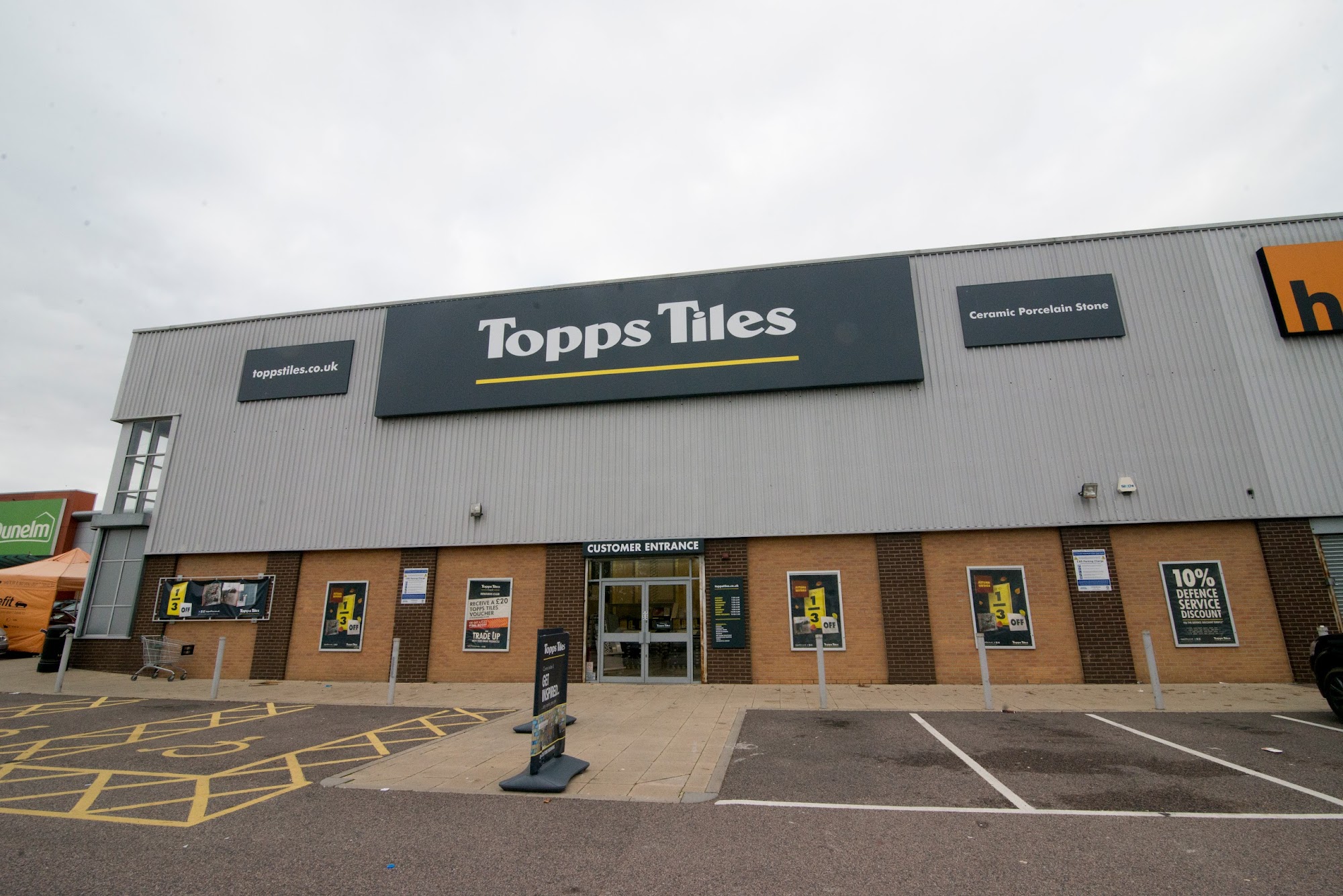 Topps Tiles Dartford